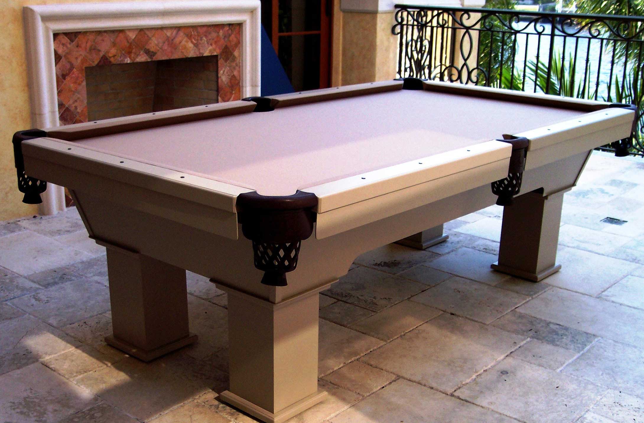 Caesar® Outdoor Pool Table